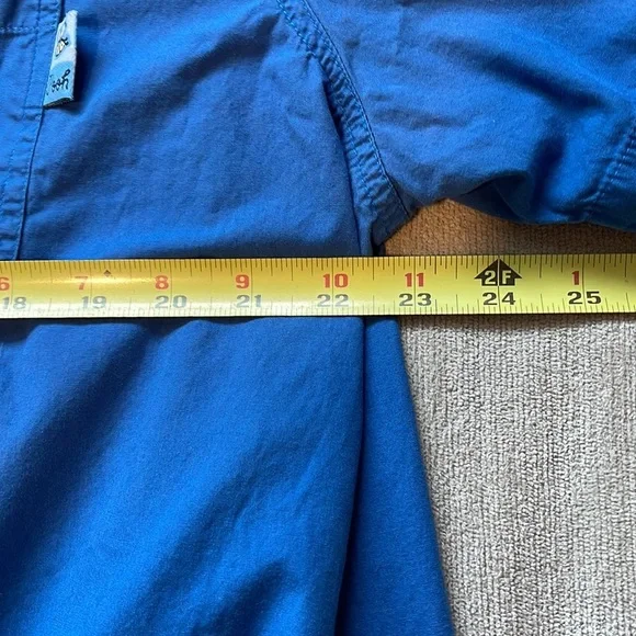 - Disney Pooh @ Disney button down blue shirt - Picture 8 of 11